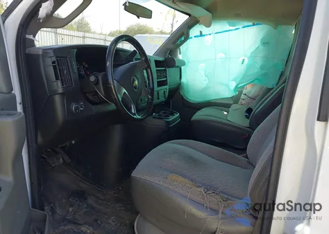 2017 Chevrolet Express 2500 Work Van from USA, damaged, VIN 1GCWGAFF5H1137853